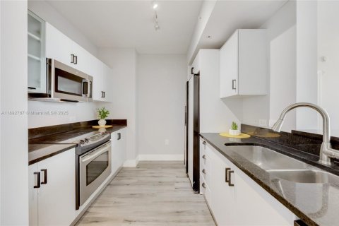 Copropriété à vendre à Aventura, Floride: 2 chambres, 102.1 m2 № 1945730 - photo 3