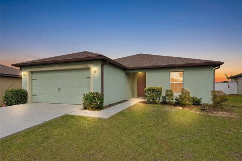 Casa en Spring Hill, Florida 3 dormitorios, 143.07 m2 № 2144031