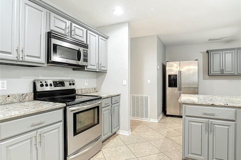 Купить виллу или дом в Делтона, Флорида 5 комнат, 193.42м2, № 1659900 - фото 17