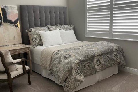 Villa ou maison à vendre à Bradenton, Floride: 3 chambres, 219.99 m2 № 2021692 - photo 11