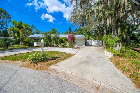 Villa ou maison à louer à Sarasota, Floride: 4 chambres, 190.82 m2 № 226260 - photo 3