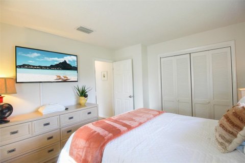 Villa ou maison à louer à Sarasota, Floride: 4 chambres, 190.82 m2 № 226260 - photo 30