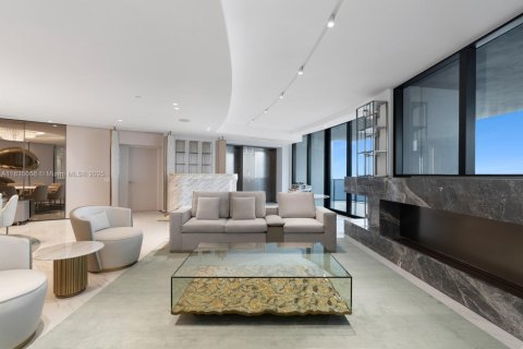 Condo in Sunny Isles Beach, Florida, 4 bedrooms  № 2016827 - photo 10