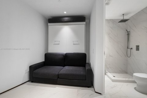 Condo in Sunny Isles Beach, Florida, 4 bedrooms  № 2016827 - photo 26