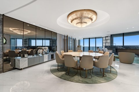 Condo à Sunny Isles Beach, Floride, 4 chambres  № 2016827