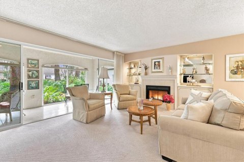 Villa ou maison à vendre à Sarasota, Floride: 3 chambres, 176.51 m2 № 2325240 - photo 11