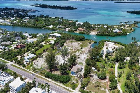 House in Longboat Key, Florida 2 bedrooms, 956.71 sq.m. № 2101204 - photo 4
