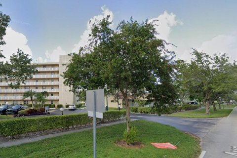 Снять в аренду кондоминиум в Дания-Бич, Флорида 2 спальни, 110.55м2, № 2042940 - фото 15