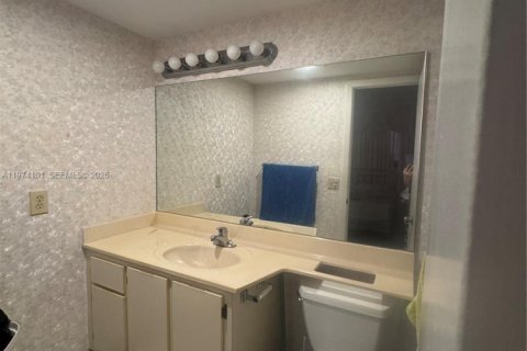 Снять в аренду кондоминиум в Дания-Бич, Флорида 2 спальни, 110.55м2, № 2042940 - фото 9