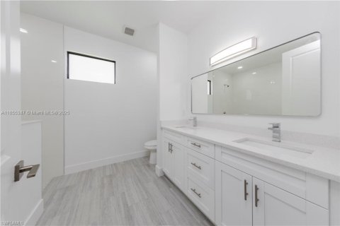 House in Lehigh Acres, Florida 3 bedrooms № 1875063 - photo 24