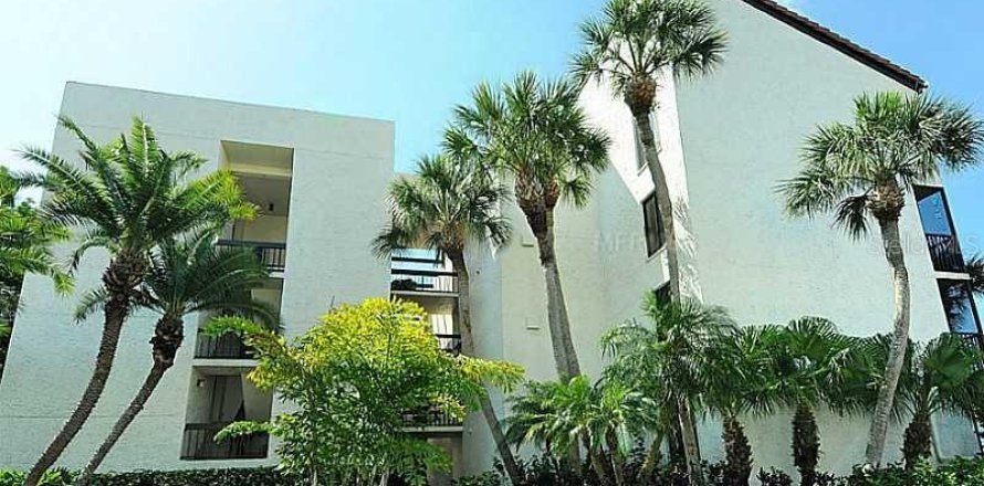 Condo in Longboat Key, Florida, 2 bedrooms № 2395844