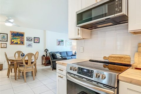 Condominio en venta en New Smyrna Beach, Florida, 2 dormitorios, 77.85 m2 № 2142296 - foto 13