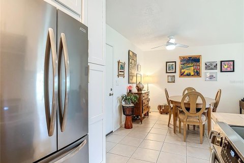 Condominio en venta en New Smyrna Beach, Florida, 2 dormitorios, 77.85 m2 № 2142296 - foto 14