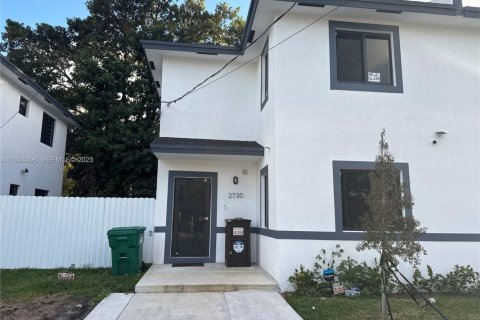 Adosado en Miami, Florida 1 dormitorio № 1982776