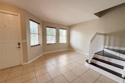 Adosado en alquiler en Homestead, Florida, 3 dormitorios, 155.98 m2 № 1939318 - foto 4