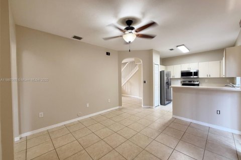 Adosado en alquiler en Homestead, Florida, 3 dormitorios, 155.98 m2 № 1939318 - foto 8