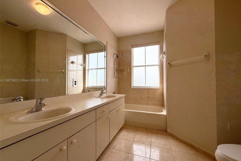 Adosado en alquiler en Homestead, Florida, 3 dormitorios, 155.98 m2 № 1939318 - foto 18