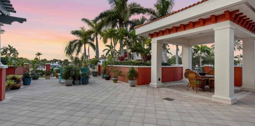 Condo in Jupiter, Florida, 3 bedrooms № 2394877