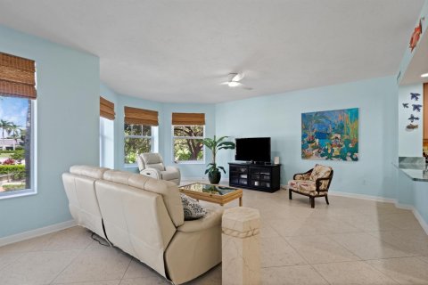Condo in Jupiter, Florida, 3 bedrooms № 2394877 - photo 17