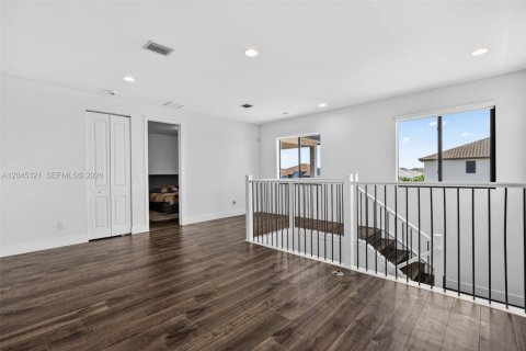 Casa en venta en Miramar, Florida, 4 dormitorios, 337.89 m2 № 2173222 - foto 17