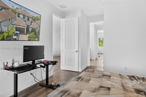 Casa en venta en Miramar, Florida, 4 dormitorios, 337.89 m2 № 2173222 - foto 21