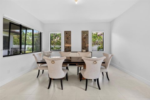 Casa en venta en Miramar, Florida, 4 dormitorios, 337.89 m2 № 2173222 - foto 12