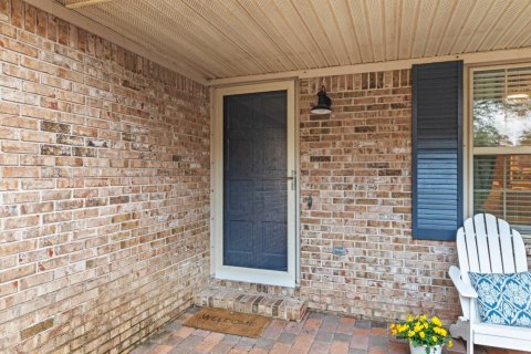 Villa ou maison à louer à Niceville, Floride: 4 chambres, 222.22 m2 № 562472 - photo 1