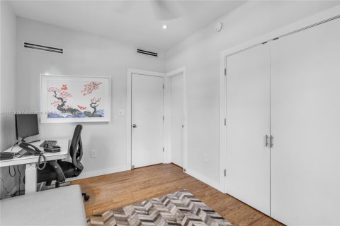 Condominio en venta en Miami Beach, Florida, 2 dormitorios, 70.61 m2 № 1806404 - foto 8