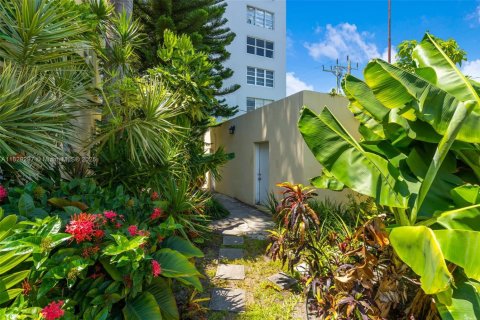 Condominio en venta en Miami Beach, Florida, 2 dormitorios, 70.61 m2 № 1806404 - foto 30