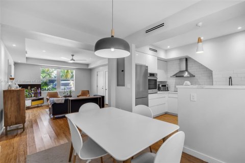 Condominio en venta en Miami Beach, Florida, 2 dormitorios, 70.61 m2 № 1806404 - foto 20