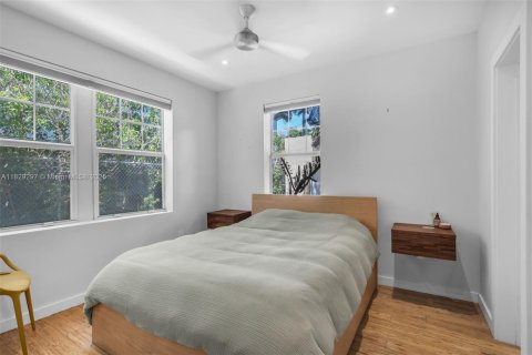 Condominio en venta en Miami Beach, Florida, 2 dormitorios, 70.61 m2 № 1806404 - foto 13