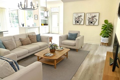 House in Hobe Sound, Florida 3 bedrooms, 187.38 sq.m. № 2352718 - photo 24