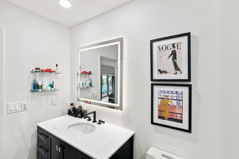 Touwnhouse à vendre à Miami, Floride: 2 chambres, 119.57 m2 № 2275795 - photo 29