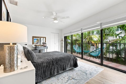 Touwnhouse à vendre à Miami, Floride: 2 chambres, 119.57 m2 № 2275795 - photo 27