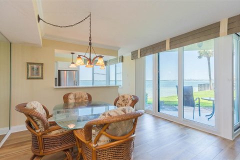 Condominio en venta en Saint Petersburg, Florida, 2 dormitorios, 122.17 m2 № 1659602 - foto 12