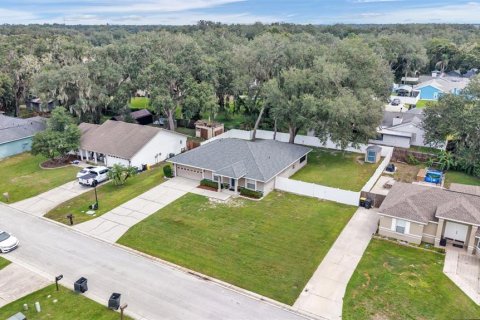 Casa en venta en Lakeland, Florida, 3 dormitorios, 143.07 m2 № 2395832 - foto 2