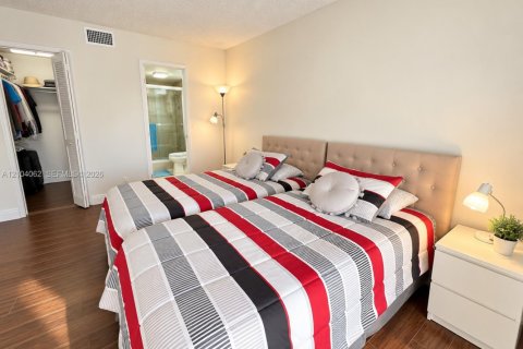 Copropriété à louer à Deerfield Beach, Floride: 2 chambres, 85.1 m2 № 2411303 - photo 7
