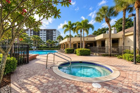 Copropriété à louer à Deerfield Beach, Floride: 2 chambres, 85.1 m2 № 2411303 - photo 18
