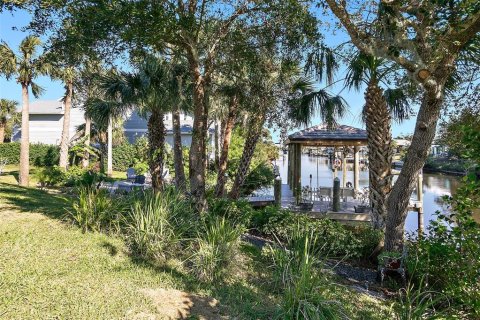 House in Flagler Beach, Florida 3 bedrooms, 232.63 sq.m. № 1551280 - photo 18