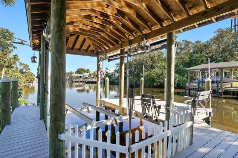 House in Flagler Beach, Florida 3 bedrooms, 232.63 sq.m. № 1551280 - photo 26