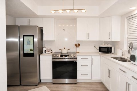 Copropriété à vendre à Pinellas Park, Floride: 2 chambres, 86.86 m2 № 2209828 - photo 5