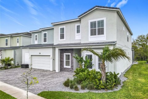 Casa en venta en Davenport, Florida, 11 dormitorios, 607.77 m2 № 1581040 - foto 1