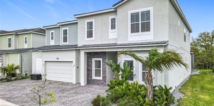 Casa en Davenport, Florida 11 dormitorios, 607.77 m2 № 1581040