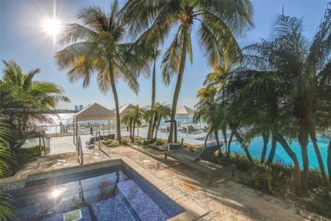 Condominio en venta en Miami Beach, Florida, 1 dormitorio, 53.7 m2 № 1865749 - foto 20