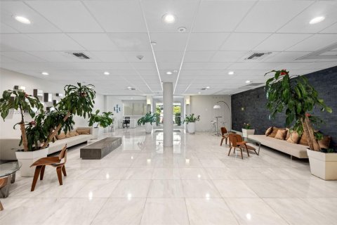 Condominio en venta en Miami Beach, Florida, 1 dormitorio, 53.7 m2 № 1865749 - foto 11