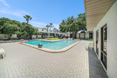 Copropriété à louer à Brandon, Floride: 2 chambres, 101.26 m2 № 1722453 - photo 18