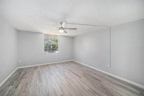 Copropriété à louer à Brandon, Floride: 2 chambres, 101.26 m2 № 1722453 - photo 7
