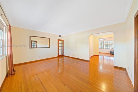 Casa en venta en Miami, Florida, 4 dormitorios, 145.86 m2 № 2029622 - foto 6