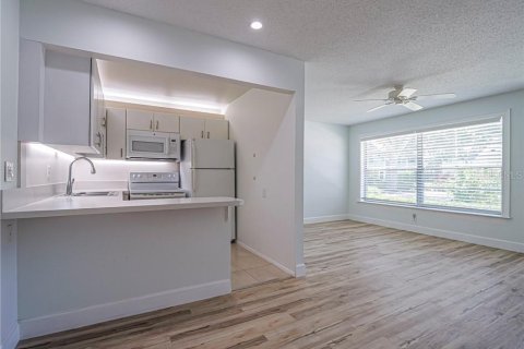 Condominio en venta en Vero Beach, Florida, 1 dormitorio, 64.57 m2 № 1869463 - foto 8
