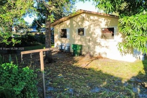 Immobilier commercial à vendre à Miami, Floride: 161.65 m2 № 1953545 - photo 7